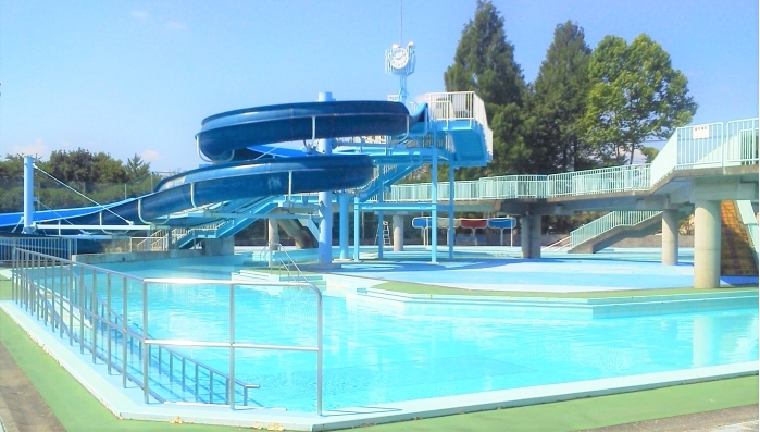 青梅市民プール